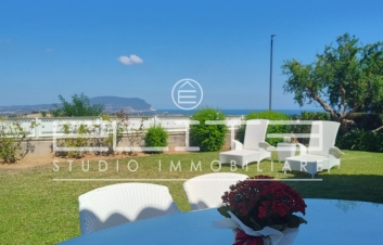 Villa di Lusso con Vista Mare e Finiture Prestigiose a Porto Recanati