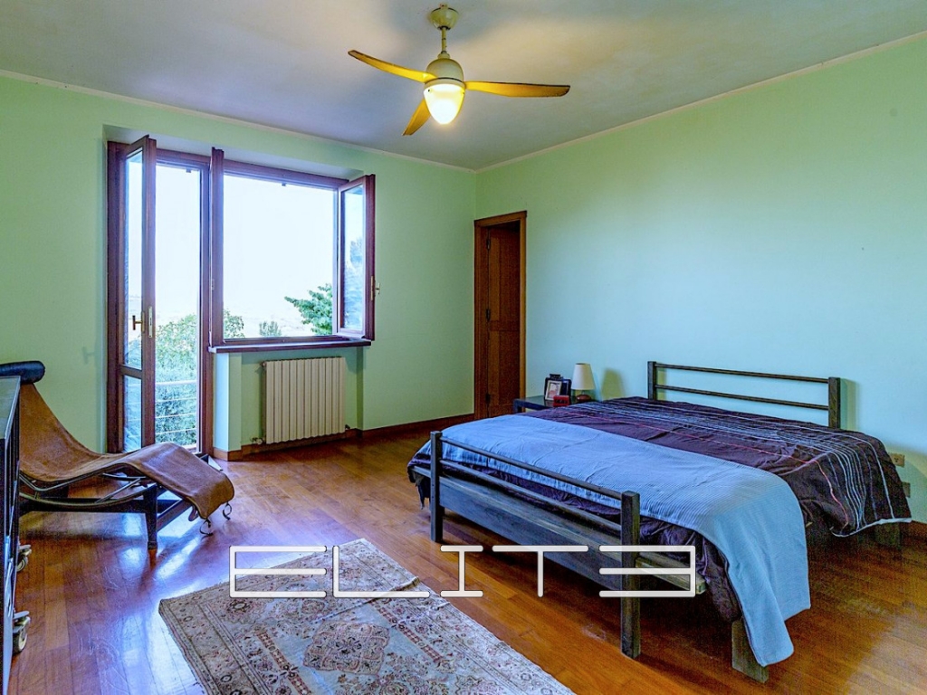 010__mini-2412-2413-camere-4.jpg