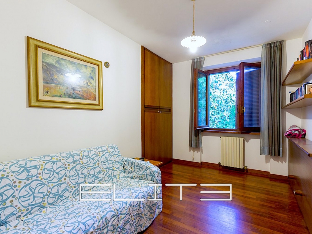 011__mini-2412-2413-camere-5.jpg